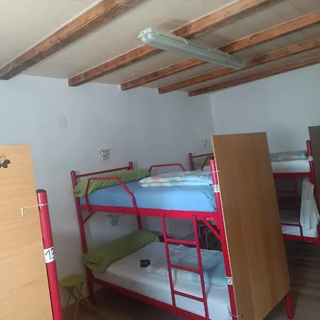 La Senda Hostel